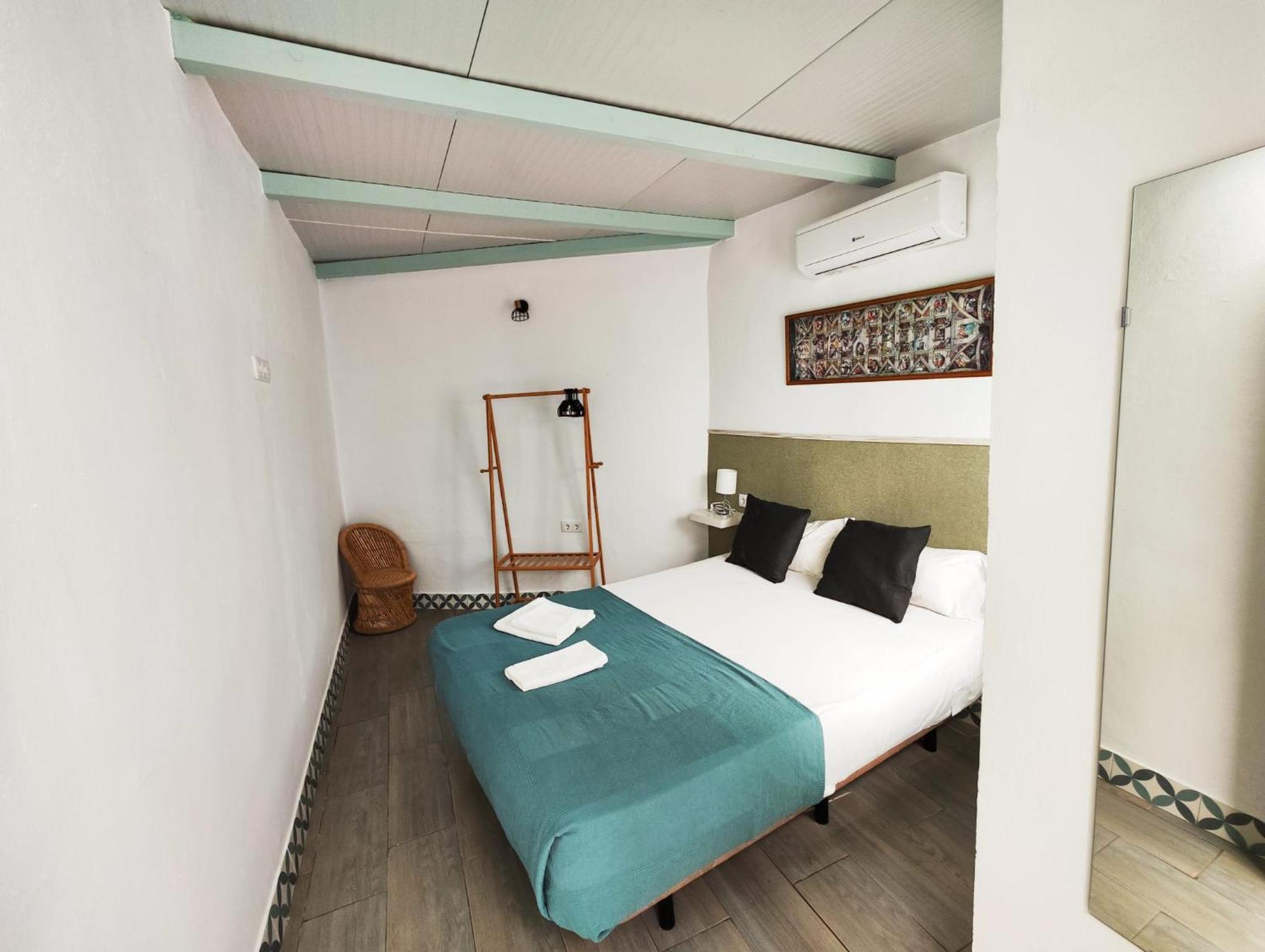 Apartamento Puerta De Cordoba Carmona  Exterior foto